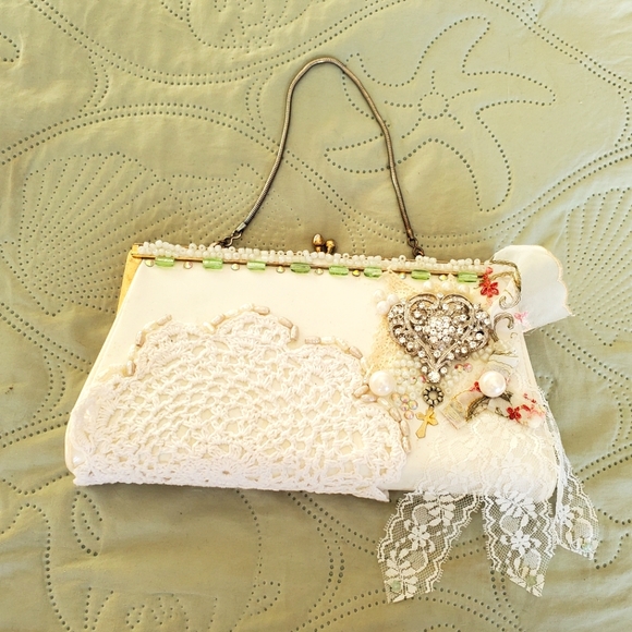 Ande' upcycled handbag beads and lace wedding purse - Picture 1 of 6